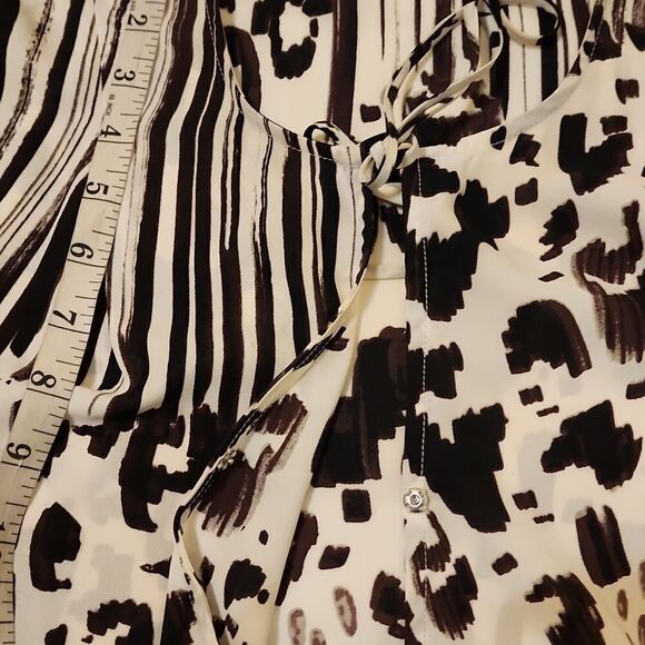 CAbi 590 Wrap Mixed Animal Print Blouse size medium - Picture 7 of 9